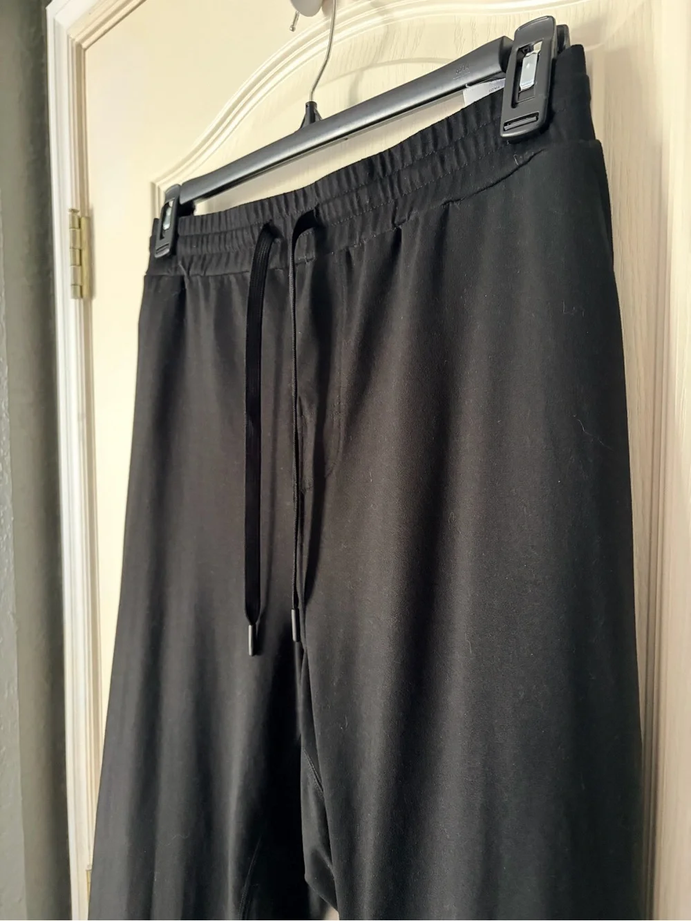 Quince mens flowknit black performance pants, size XXL